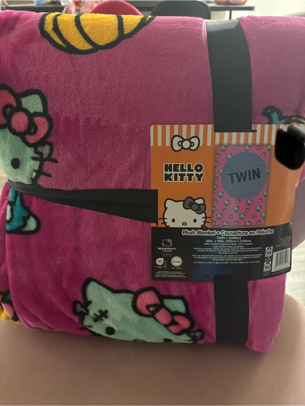 Hello Kitty Pink & Mint Plush Blanket - Cute Frankie Throw